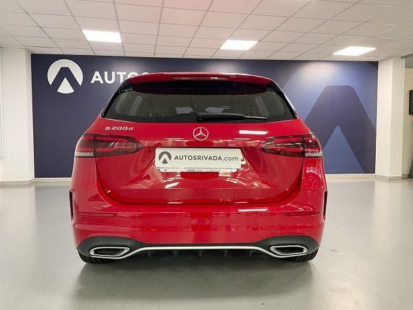 Usado Mercedes B200 150 CV (110 kW) 2020 Designo1) rojo patagonia metalizado Utilitario