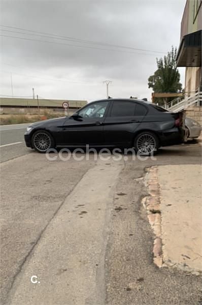 Negro Usado 2005 BMW 320 Berlina | 7300 € (Caro) - Imagen 1/4