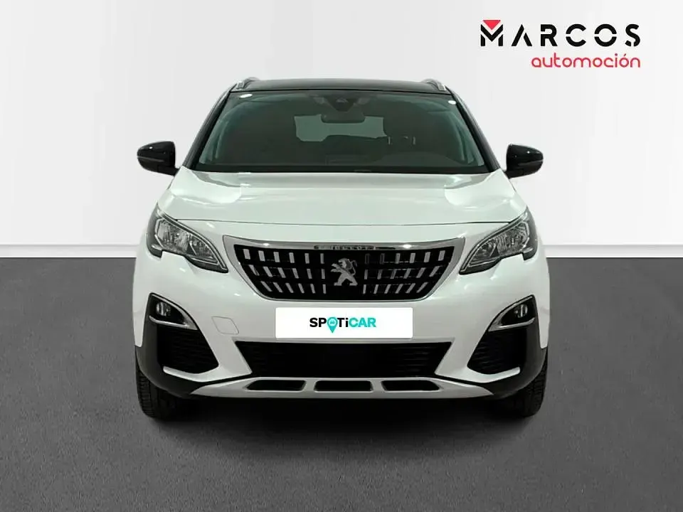 Usado Peugeot 3008 Allure 130 CV (95 kW) 2019 Blanco SUV