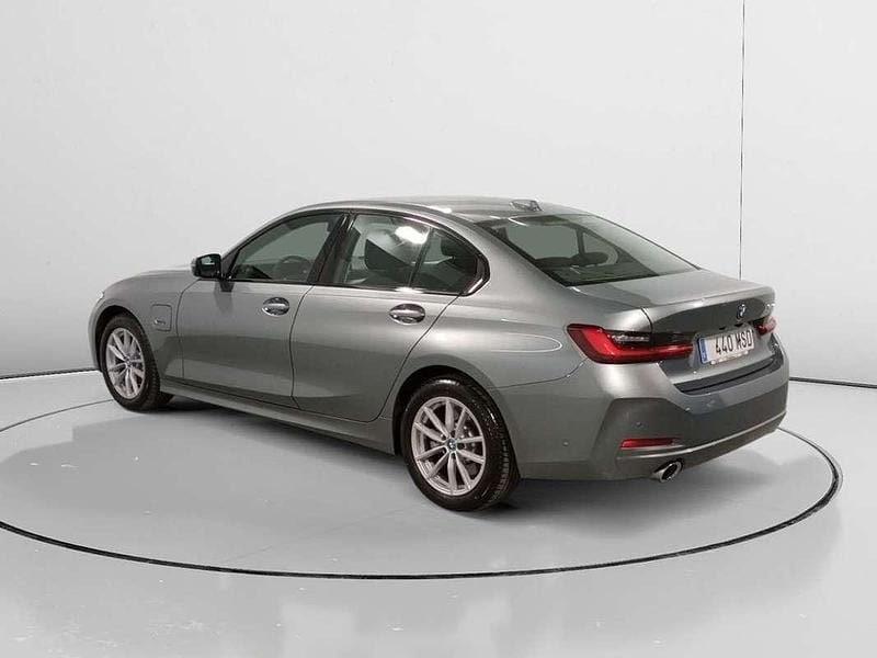 Usado BMW 320e Shadowline 207 CV (152 kW) 2024 Gris Berlina