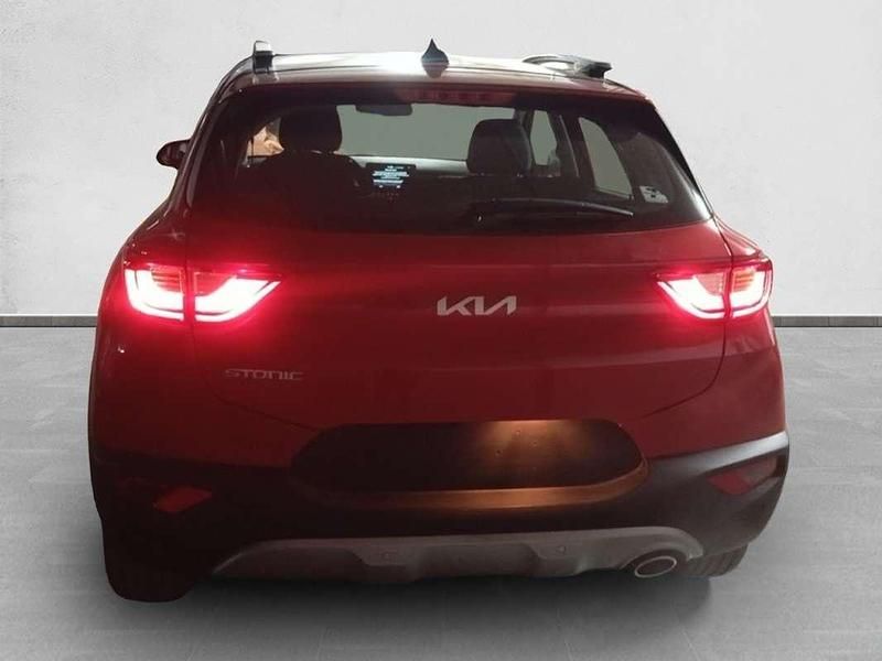 Novo Kia Stonic 79 HP (58 kW) 2025 Vermelho SUV