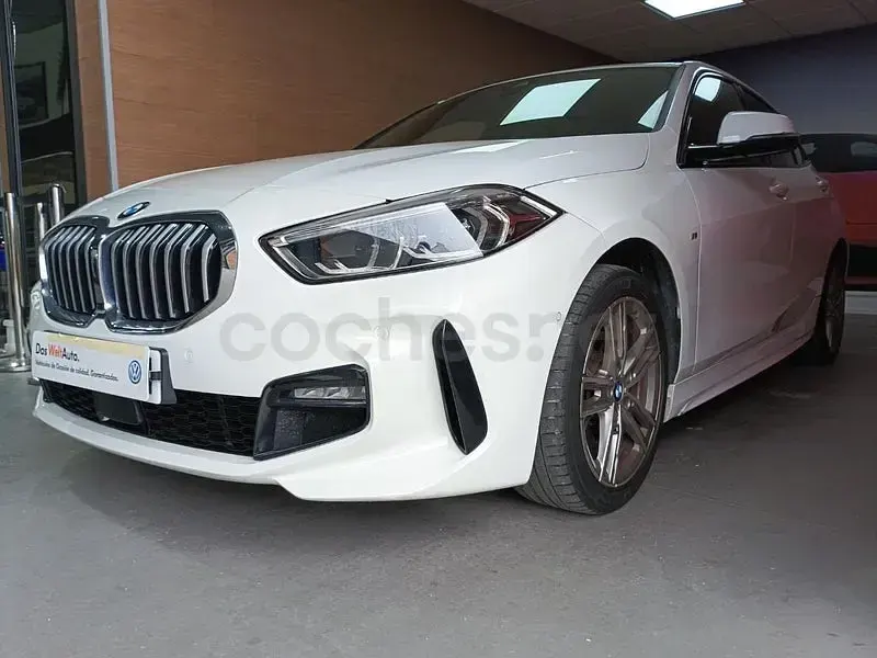 Usado BMW 116 116 CV (85 kW) 2022 Blanco Utilitario