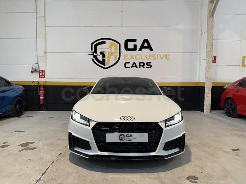 Begagnad Audi TT Exclusive 245 HK (180 kW) 2022 Vit Sportkupé