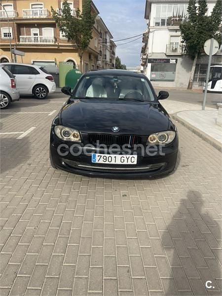 Usado BMW 120 177 CV (130 kW) 2010 Negro Utilitario