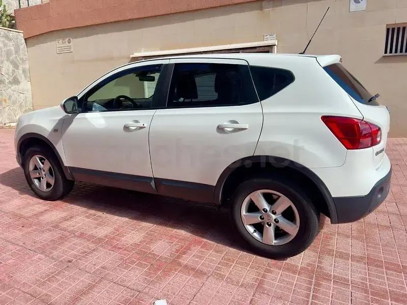 Usado Nissan Qashqai Acenta 106 CV (77 kW) 2010 Blanco SUV