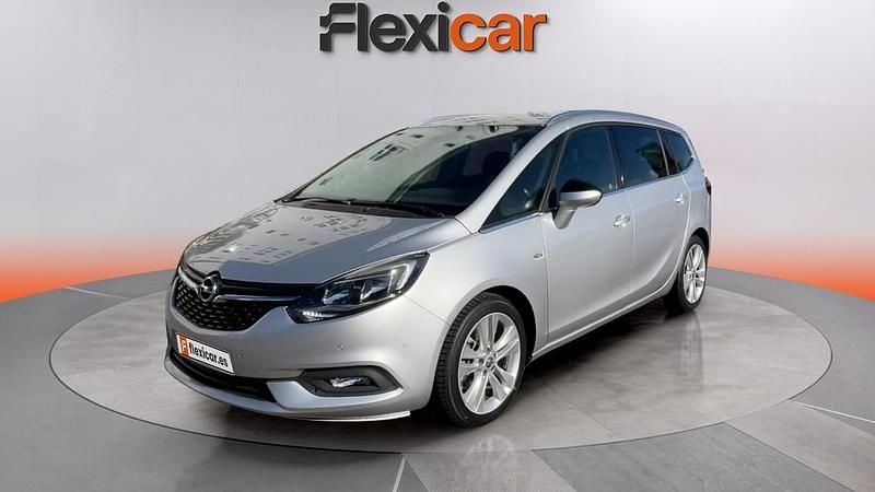 Usado Opel Zafira Tourer Innovation 136 CV (100 kW) 2019 Gris Monovolumen