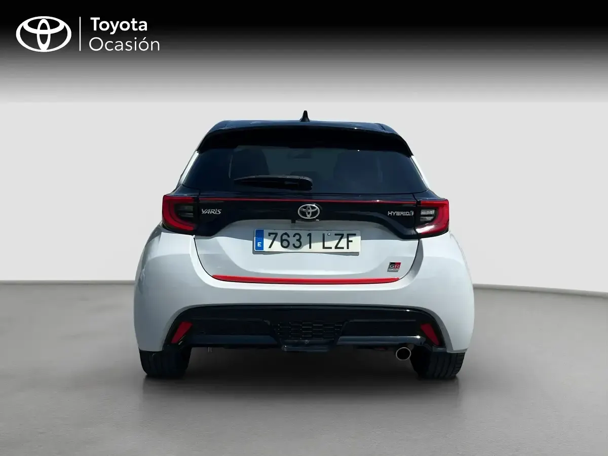 Usado Toyota Yaris Sport 116 CV (85 kW) 2022 Otro Utilitario