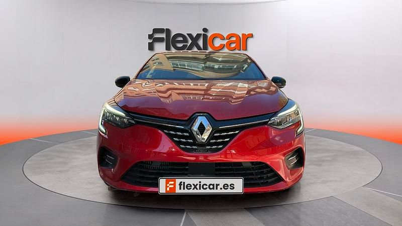 Begagnad Renault Clio V Techno 90 HK (66 kW) 2023 Röd Sedan