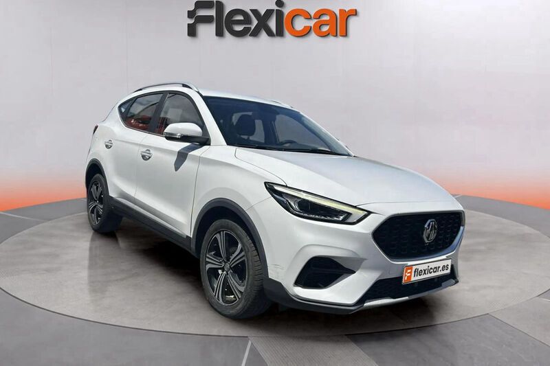 Blanco Usado 2022 MG ZS Comfort Berlina | 13.990 € (Buen precio) - Imagen 1/4
