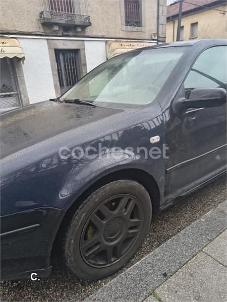Usado VW Golf IV Highline 130 CV (95 kW) 2002 Negro Berlina