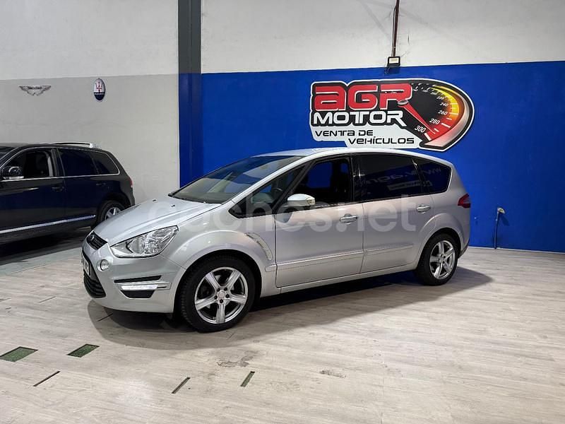 Usado Ford S-MAX Titanium 140 CV (102 kW) 2012 Gris / plata Monovolumen