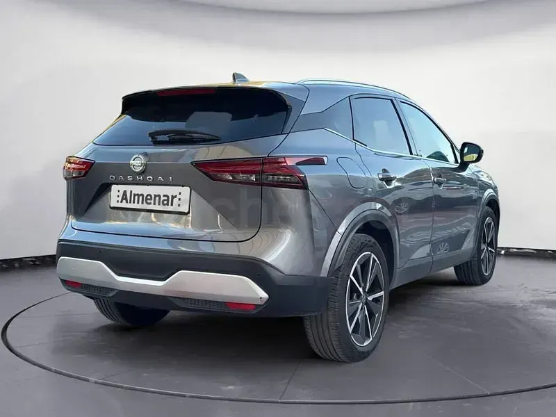 Usado Nissan Qashqai Tekna 158 CV (116 kW) 2022 Gris / plata SUV