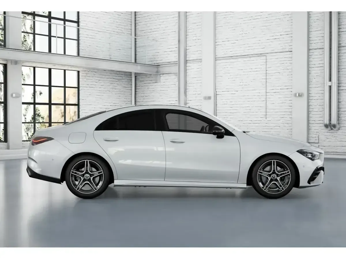Usado Mercedes CLA250e 218 CV (160 kW) 2025 Coupe