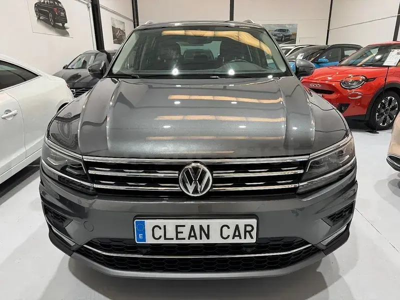 Usado VW Tiguan Advance 150 CV (110 kW) 2019 Gris / plata SUV