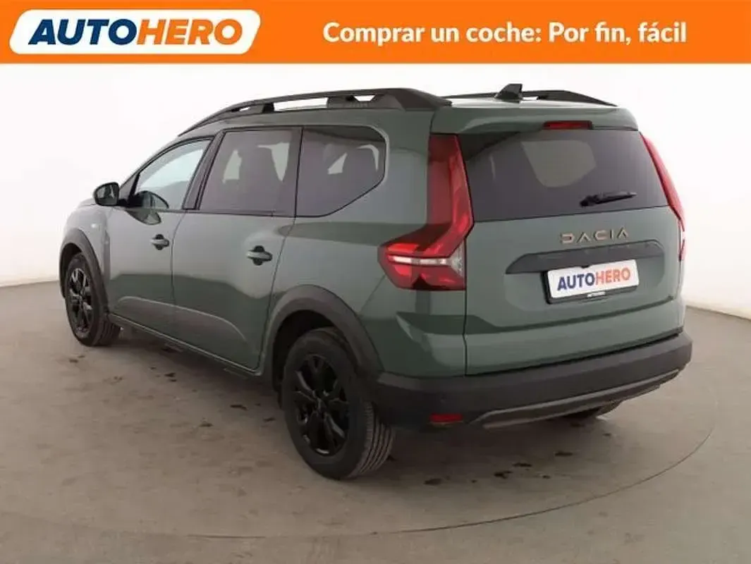 Usado Dacia Jogger Extreme 110 CV (80 kW) 2023 Verde Monovolumen