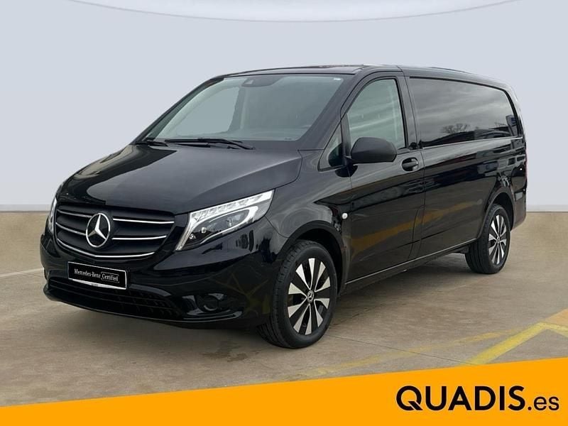 Usado Mercedes Vito 163 CV (119 kW) 2022 Negro Van