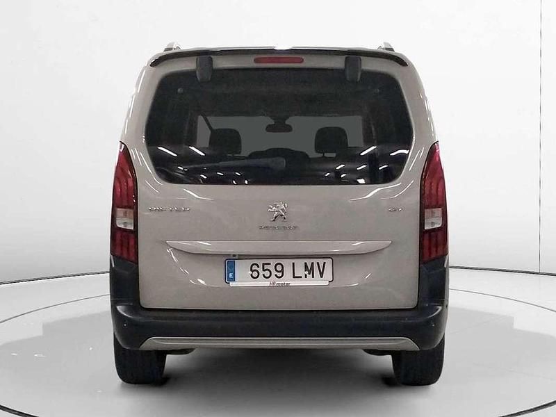 Usado Peugeot Rifter Allure 131 CV (96 kW) 2021 Gris Monovolumen