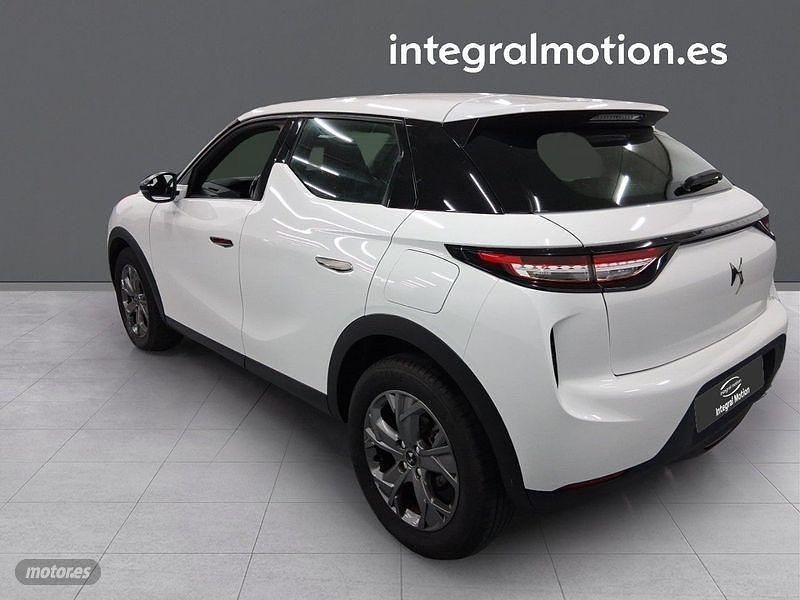 Usado DS Automobiles DS3 Chic 110 CV (80 kW) 2021 Blanco SUV