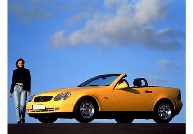 Usado Mercedes SLK200 136 CV (100 kW) 1997 Gris Descapotable