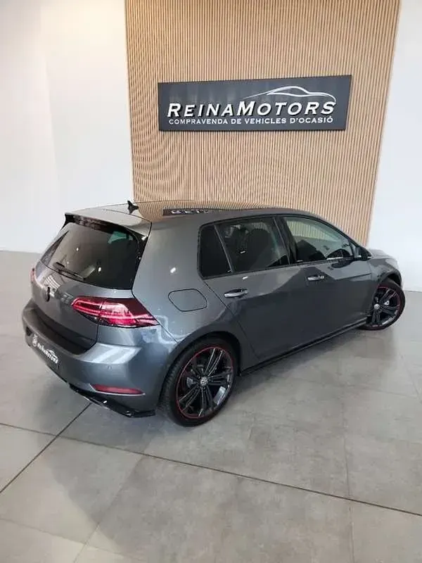 Usado VW Golf VII Sport 150 CV (110 kW) 2019 Gris Utilitario