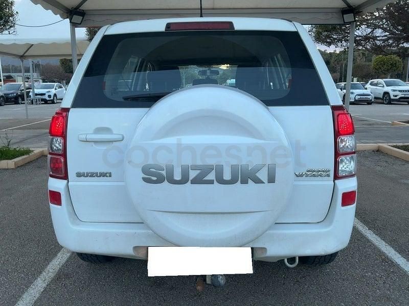 Usado Suzuki Grand Vitara 129 CV (94 kW) 2008 Blanco SUV