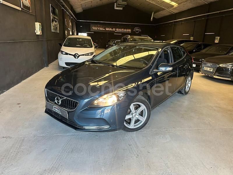 Azul Usado 2016 Volvo V40 Kinetic Familiar | 13.450 € (Precio justo) - Imagen 1/4