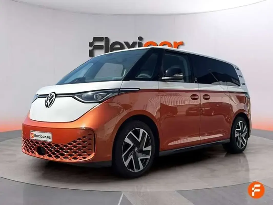 Usado VW ID. Buzz 150 kW (204 CV) 2023 Naranja Monovolumen
