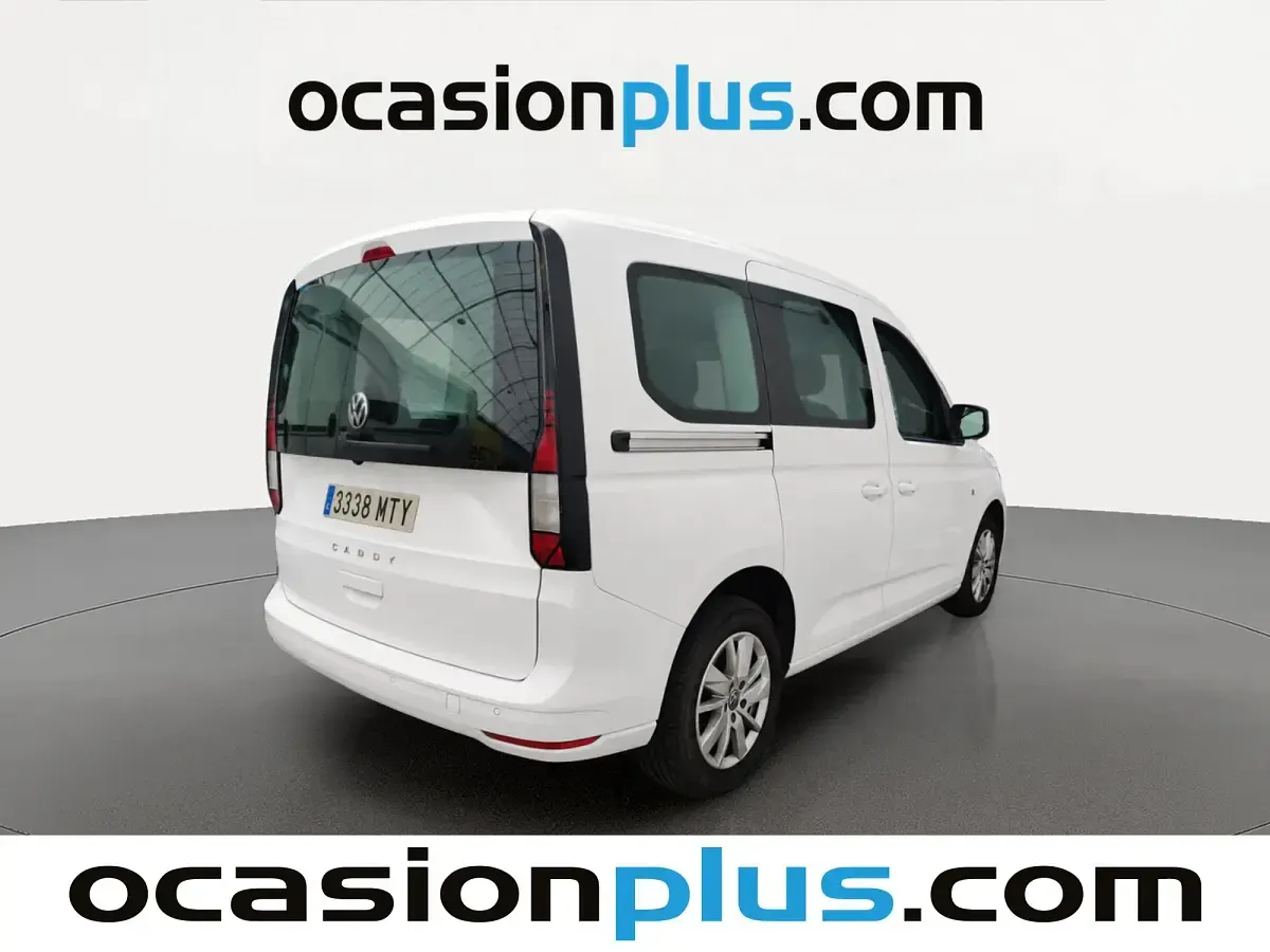 Usado VW Caddy 122 CV (89 kW) 2024 Blanco Monovolumen