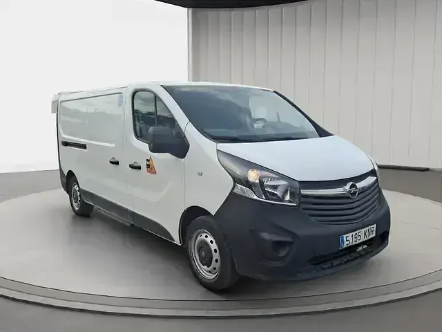 Usado Opel Vivaro Expression 95 HP (69 kW) 2018 Branco Monovolume