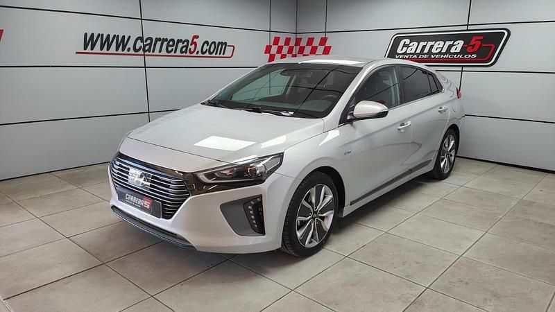Usado Hyundai Ioniq 141 CV (103 kW) 2019 Gray Utilitario