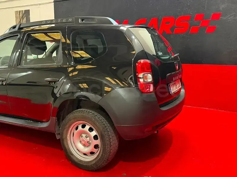 Usado Dacia Duster Ambiance 125 CV (91 kW) 2015 Negro SUV