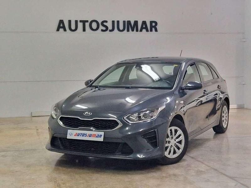 Usado Kia Ceed 120 CV (88 kW) 2018 Gris Utilitario