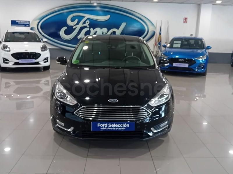 Usado Ford Focus Titanium 120 CV (88 kW) 2018 Negro Berlina