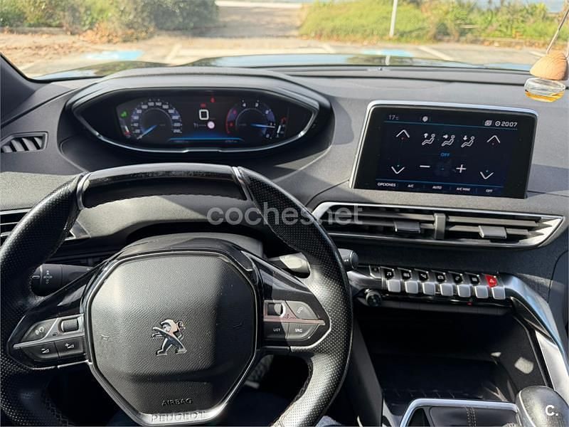 Usado Peugeot 3008 GT-line 150 CV (110 kW) 2016 Negro SUV