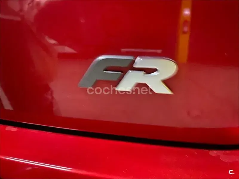 Usado Seat Arona FR 110 CV (80 kW) 2022 Rojo SUV