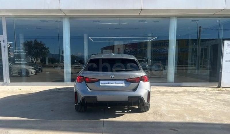Usado BMW 120 Comfort Edition 163 CV (119 kW) 2025 Gris / plata Utilitario