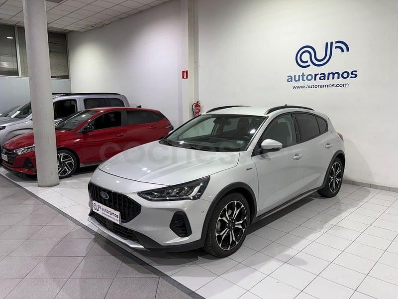 Usado Ford Focus Active 155 CV (114 kW) 2023 Gris / plata Berlina