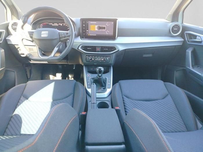 Usado Seat Arona FR 115 CV (84 kW) 2025 Blanco SUV