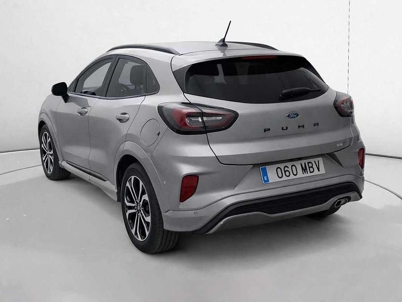 Usado Ford Puma ST-Line 126 CV (92 kW) 2022 Gris SUV