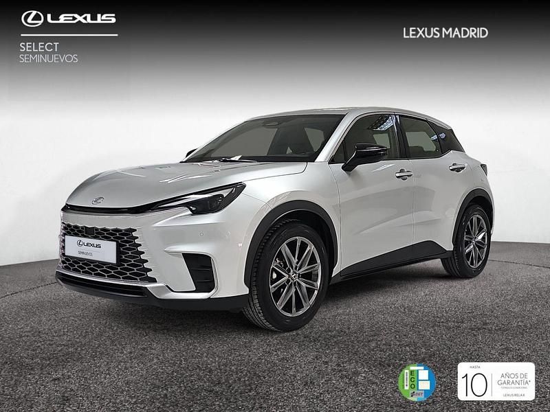 Blanco Usado 2025 Lexus LBX SUV | 34.990 € (Precio justo) - Imagen 1/4
