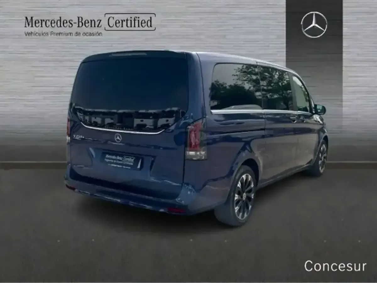Usado Mercedes V250 Avantgarde 190 CV (139 kW) 2025 Azul Monovolumen