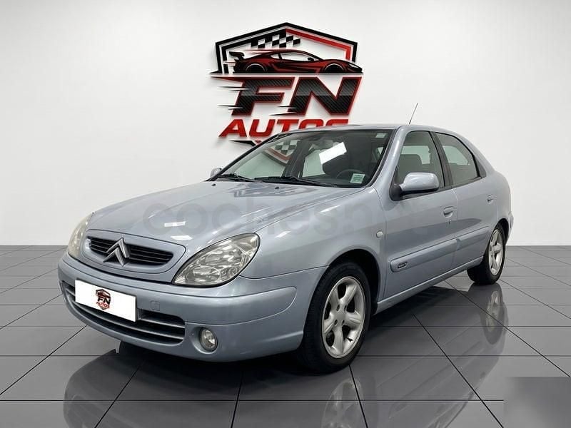 Usado Citroën Xsara 110 CV (80 kW) 2004 Gris / plata Berlina