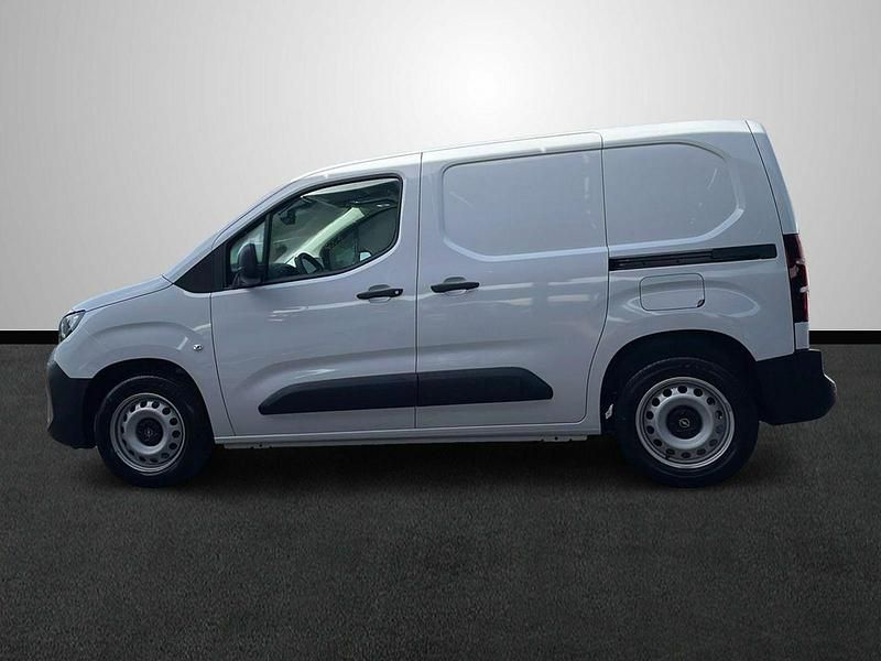Nuevo Opel Combo 100 CV (73 kW) 2025 Blanco Monovolumen