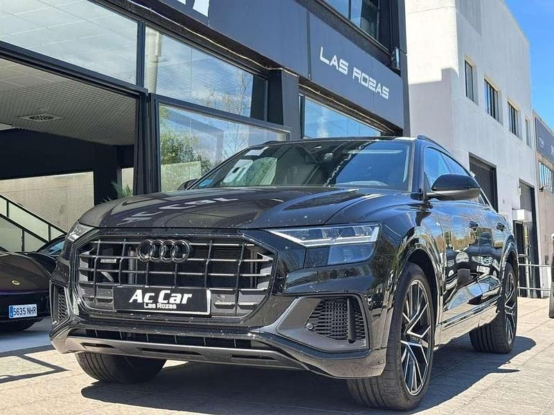 Usado Audi Q8 S-Line 381 CV (280 kW) 2023 Negro SUV