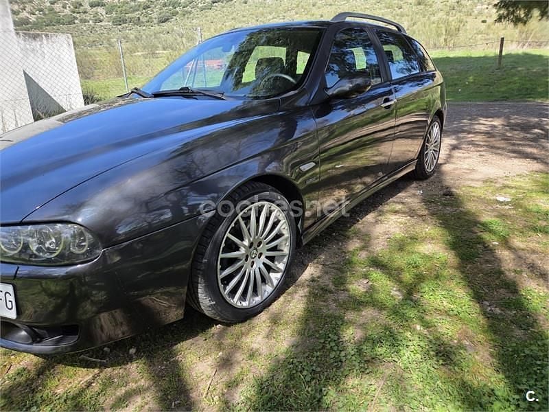 Usado Alfa Romeo 156 Distinctive 140 CV (102 kW) 2005 Gris / plata Familiar