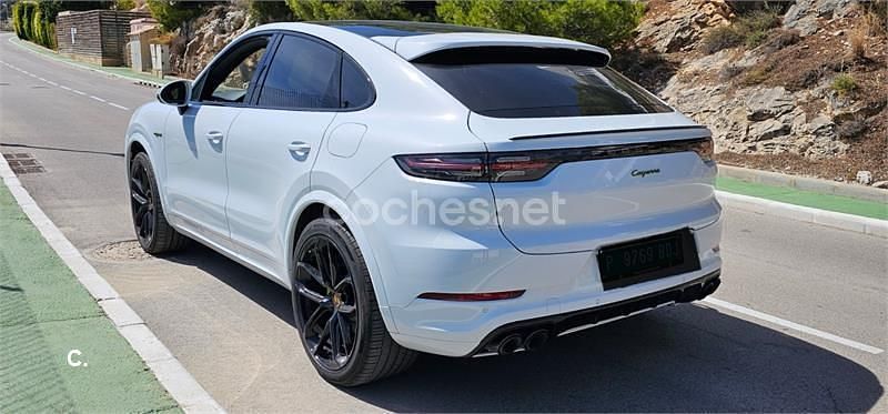 Usado Porsche Cayenne Coupe Platinum Edition 462 CV (339 kW) 2022 Blanco Coupe