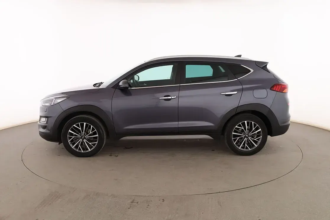 Usado Hyundai Tucson 116 CV (85 kW) 2019 Gris SUV