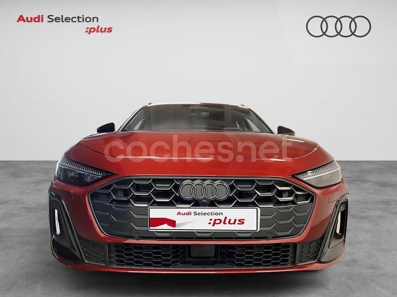 Usado Audi A5 204 CV (150 kW) 2025 Rojo Coupe