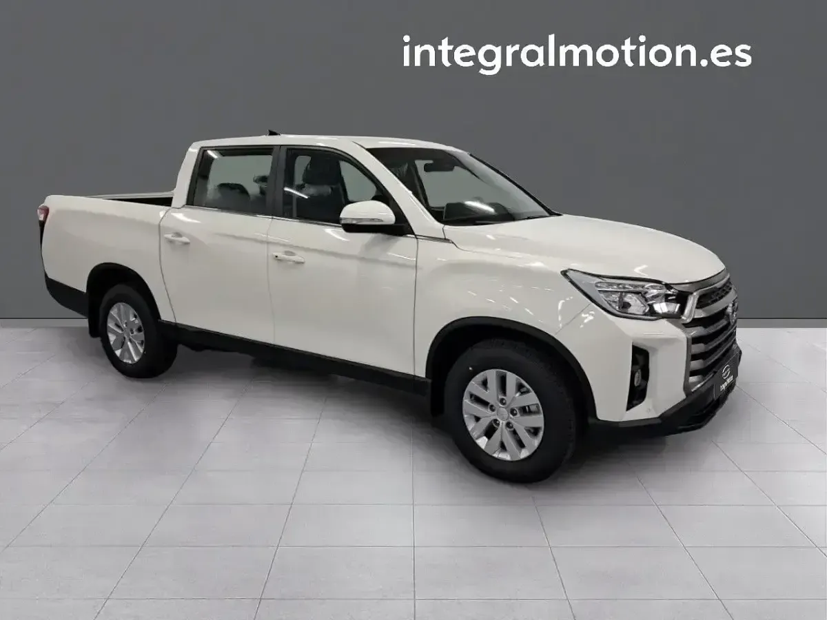 Nuevo SsangYong Musso 202 CV (148 kW) 2025 Blanco Berlina