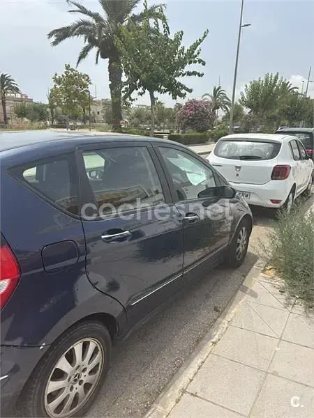 Usado Mercedes A150 Elegance 95 CV (69 kW) 2005 Azul Monovolumen